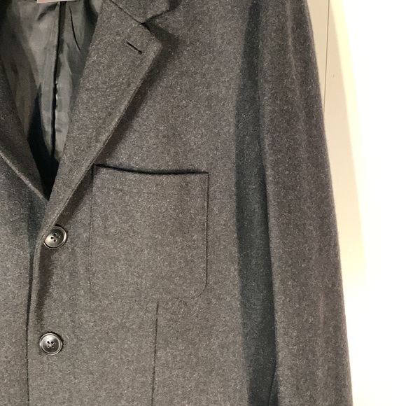 Gap (L) - Picture 7 of 16